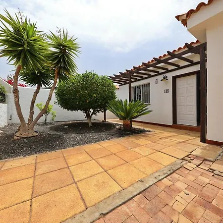 Villa Sofia In Callao Salvaje